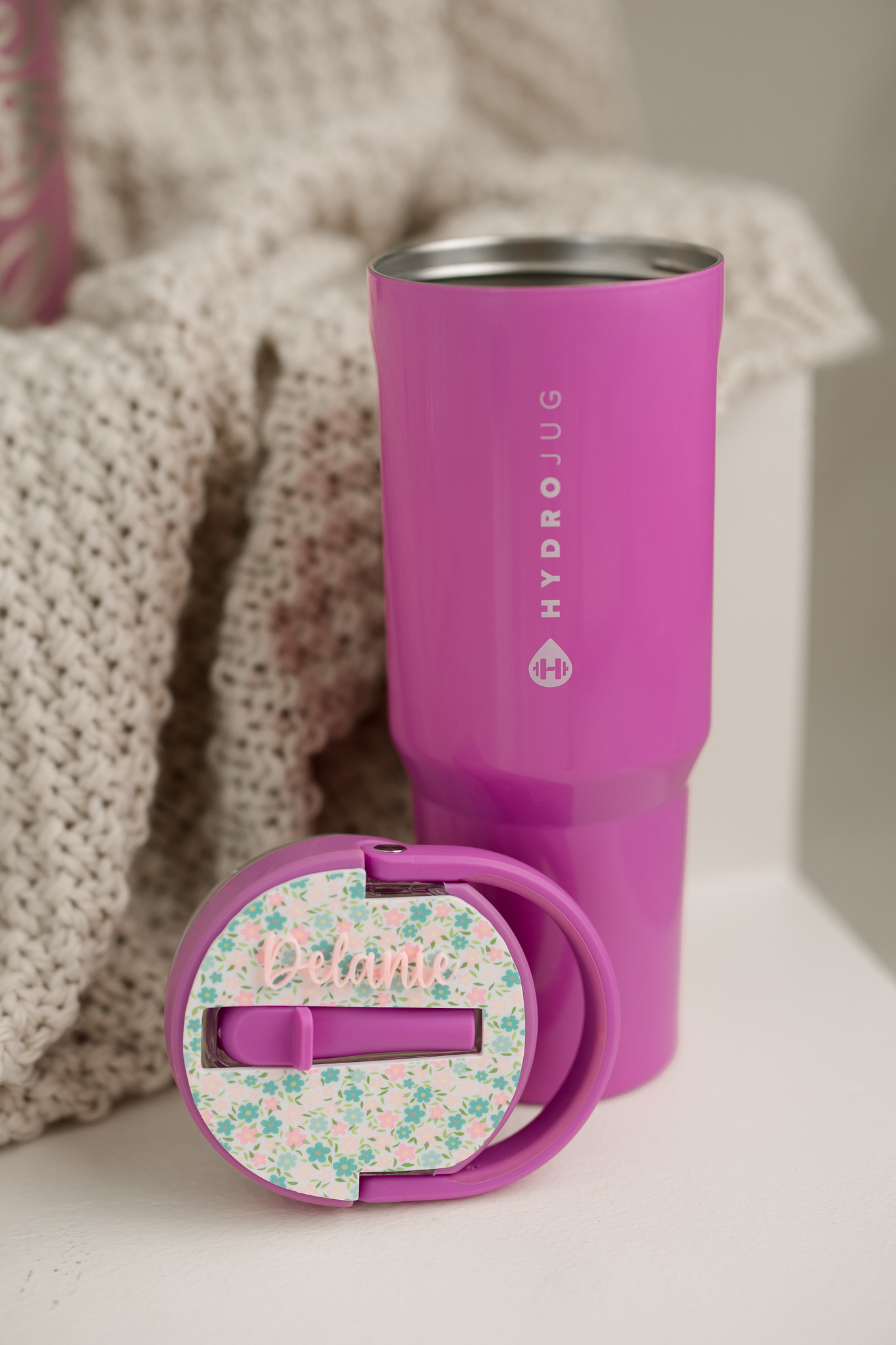 Personalized floral tumbler handle plate